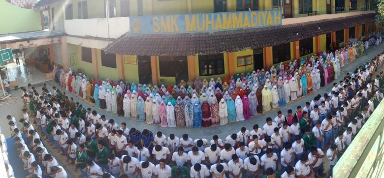 KEPUASAN PELANGGAN LAB FARMASI
